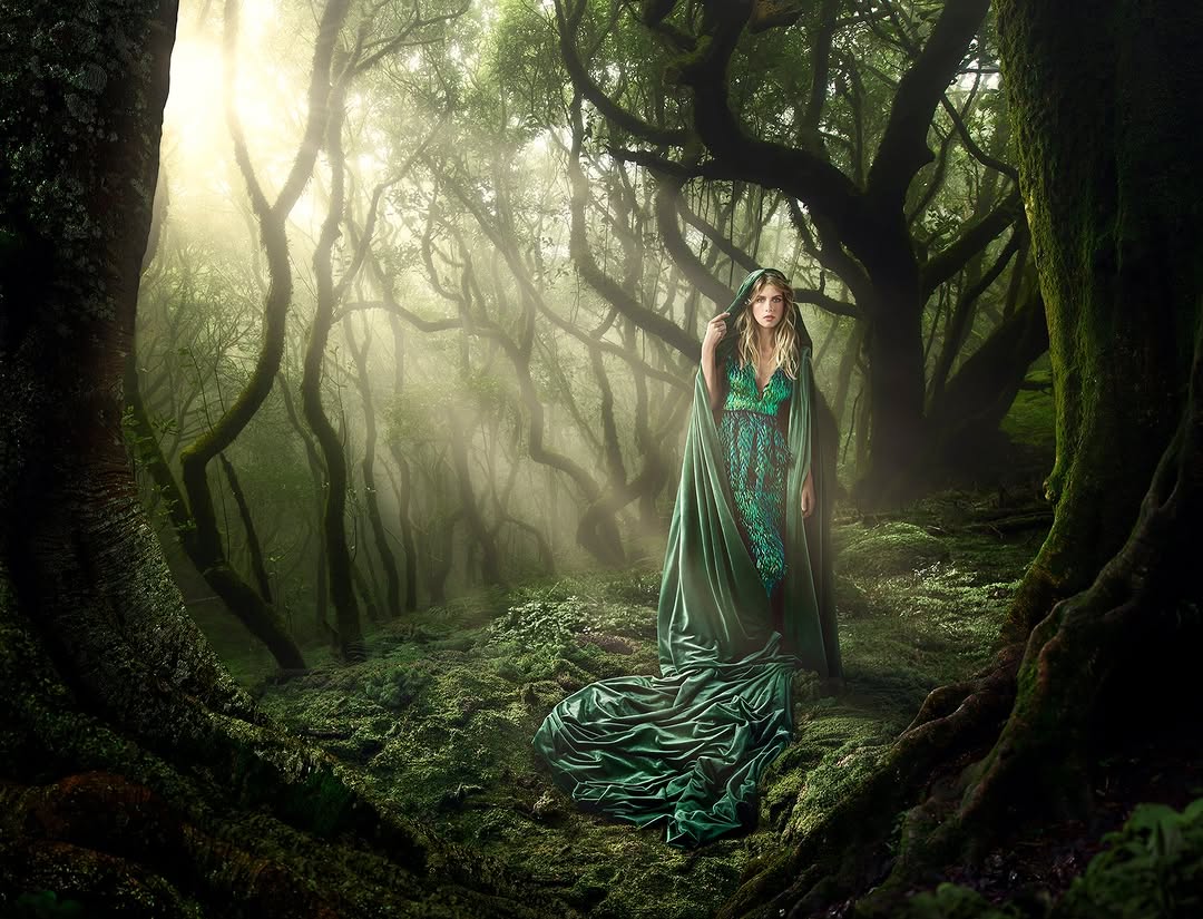 Luminous Creative Imaging X Associated Weavers