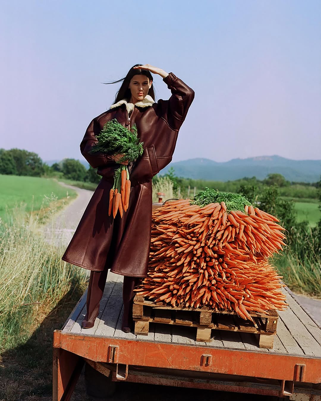 Finishing by TOUCH
for JACQUEMUS ~ Le Paysa...