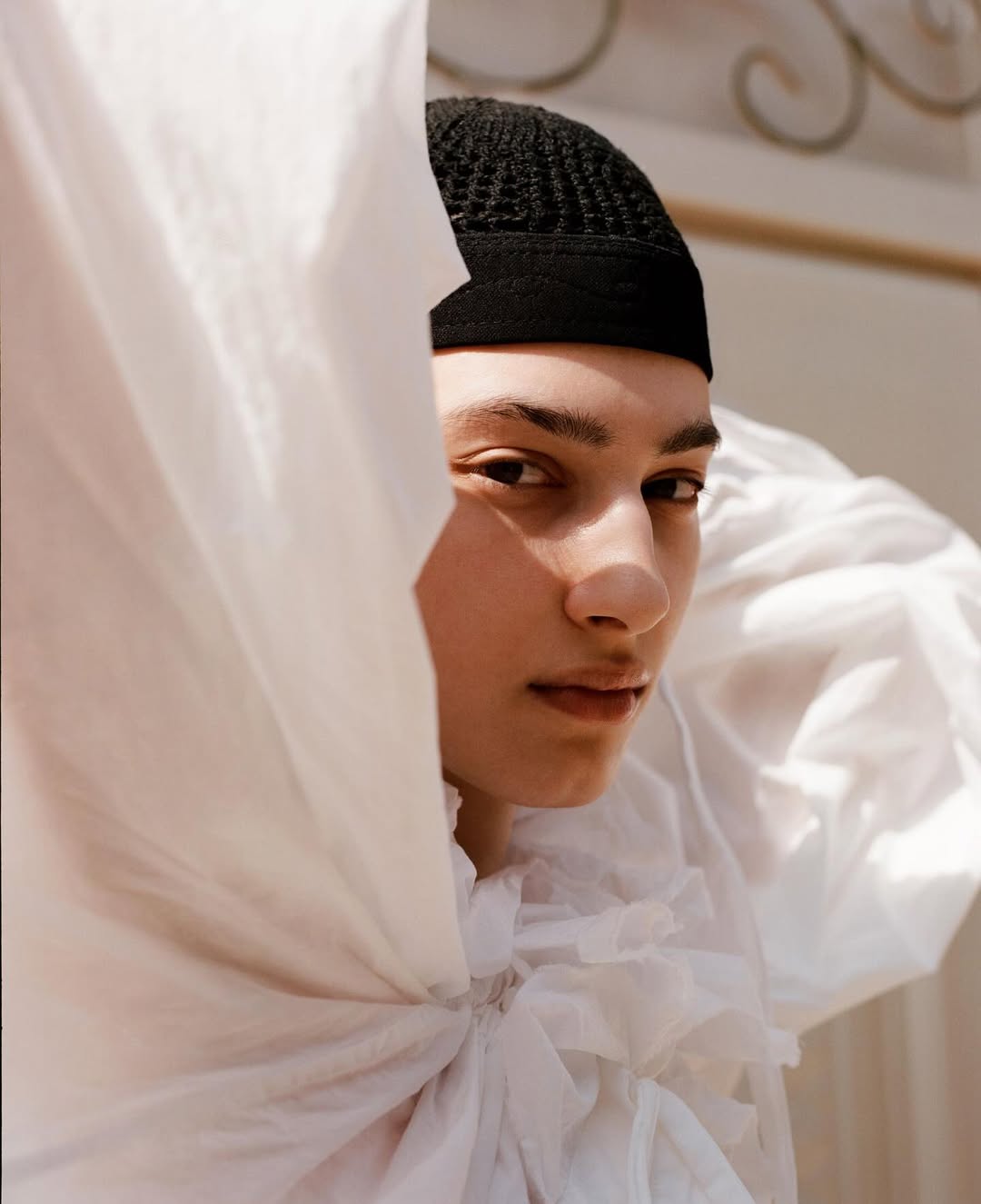 Holiday Magazine

Photographers Hill and Aubrey
Talents Daria Bakhshi & local street cast
Casting Director Piergiorgio Del Moro
Stylist Jerome Andre
Hair Stylist Alexander Solterman 

Produced by Town 
Shot in Samarkand, Uzbekistan

#holiday #hillandaubrey #uzbekistan #editorial #production #townproductions #photography