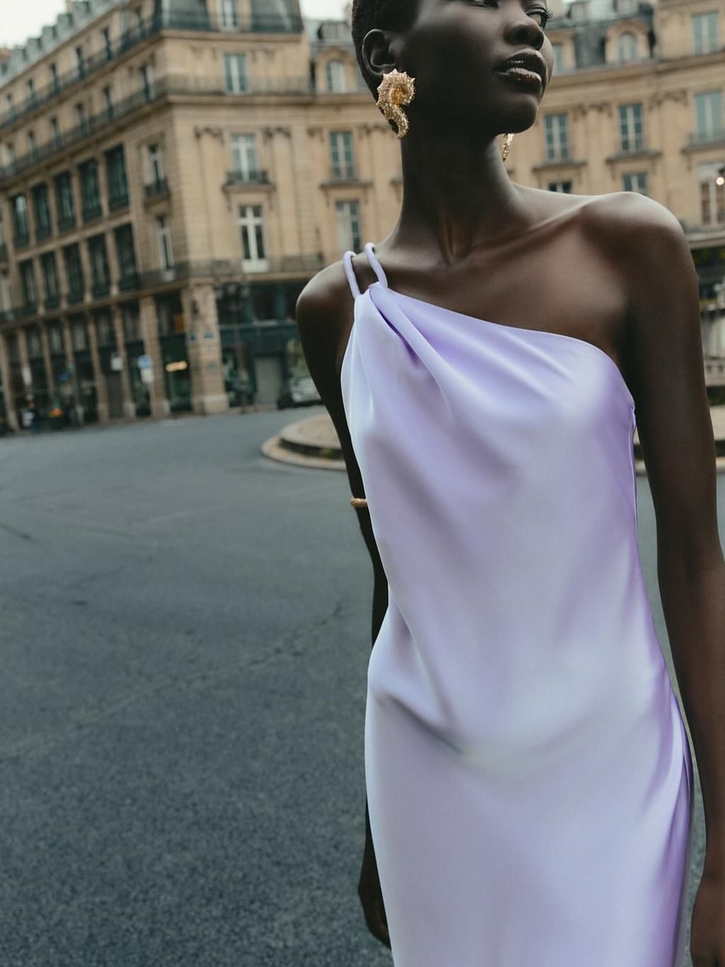 Zara Woman

Photographer Cristina Morera
Talent Achol Ayor
Styling by Zara
Hair Stylist Kalle Eklund
Makeup Artist Celine Martin
Manicurist Hanaé Goumri

Produced by Town
Shot in Paris, France 

#zarawoman #cristinamorera #commercial #production #townproductions #photography