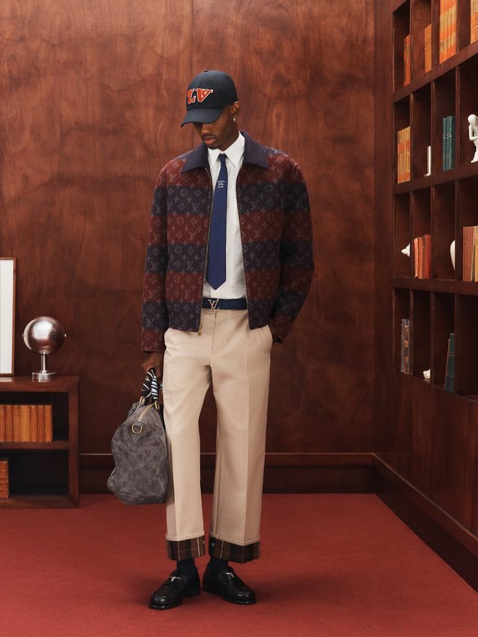 Louis Vuitton 

Photographer Sarah Blais
Art Director Matthew Scorte
Director Theo Stefanini
Stylist Matthew Henson
Talent Rayan Lamarre
Casting Director Anita Bitton 
Set Designer Christian Feltham
Groomer Shaila Moran
Manicurist Hanaé Goumri
Seamstress Alice Chastel

Produced by Town 
Shot in Paris, France 

#louisvuitton #sarahblais #theostefanini #commercial #production #townproductions #photography