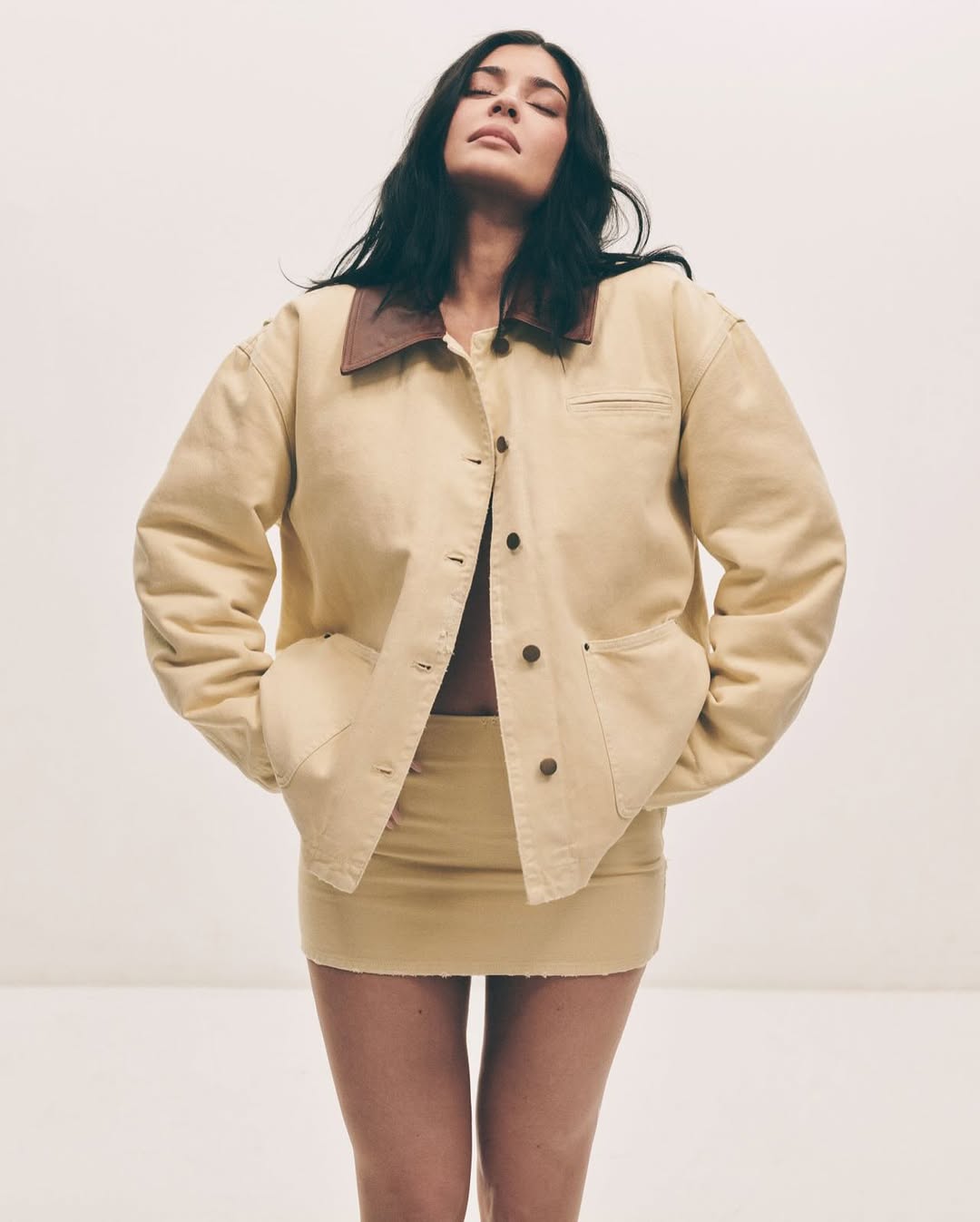 Khy

Photographer Pablo Di Prima
Talent Kylie Jenner
Makeup Artist Ariel Tejada
Hair Stylist Irinel De Leon
Tailor Sidika Kilinc

Produced by Town 
Shot in Paris, France 

#khy #pablodiprima #kyliejenner #commercial #production #townproductions #photography