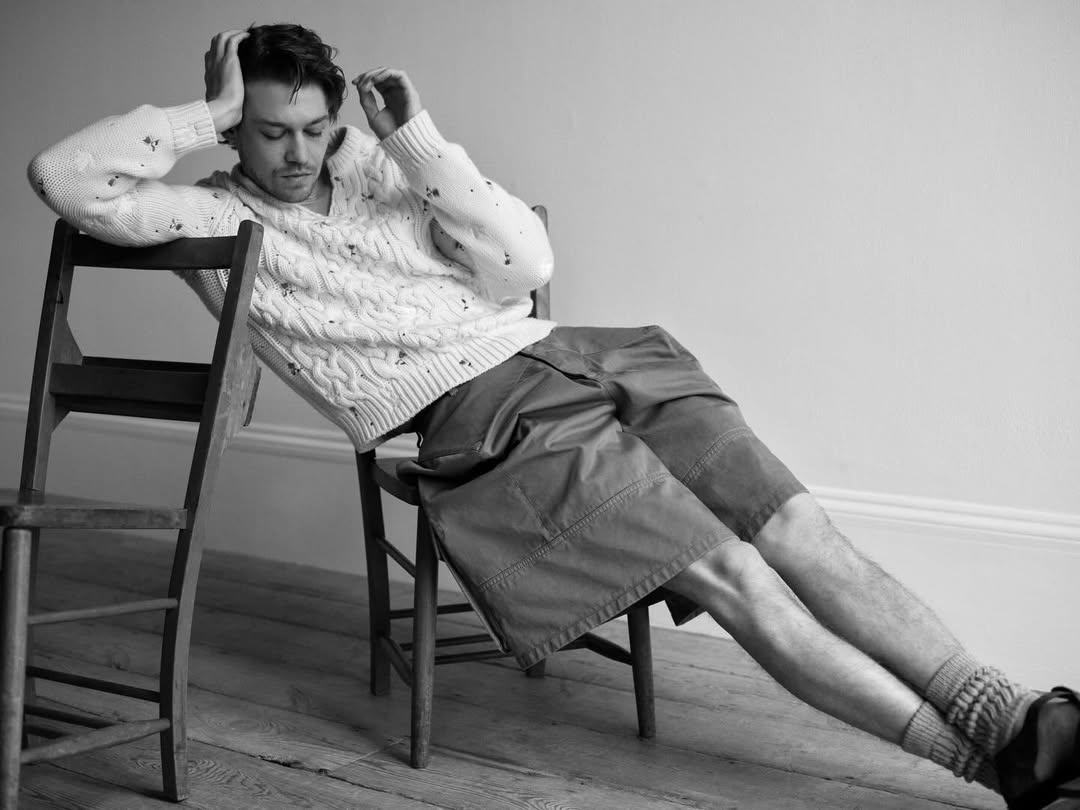 Fantastic Man China

Photographer Bruno Staub
Stylist Jason Rider
Talent Joe Alwyn 
Groomer Matt Mulhall  
Makeup Artist Kyle Dominic
Set Designer Ashleigh Thomas

Produced by Town 
Shot in London, United Kingdom 

#FantasticMan #BrunoStaub #editorial #production #townproductions #photography #London