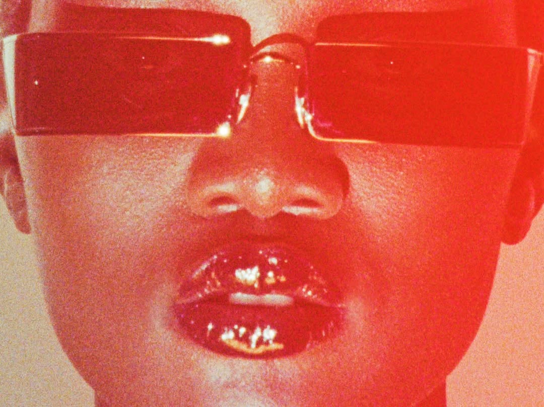 Mugler
Creative Director Miguel Castro Freitas
Film Director Casper Sejersen
Director of Photography Errol Rainey
Stylist Eva Silatsa
Talent Aluel Keror
Groomer Hicham Ababsa
Produced by Town
Shot in Paris, France
Special thanks to Espace Niemeyer
#Mugler #CasperSejersen #commercial #production #townproductions #photography #Paris