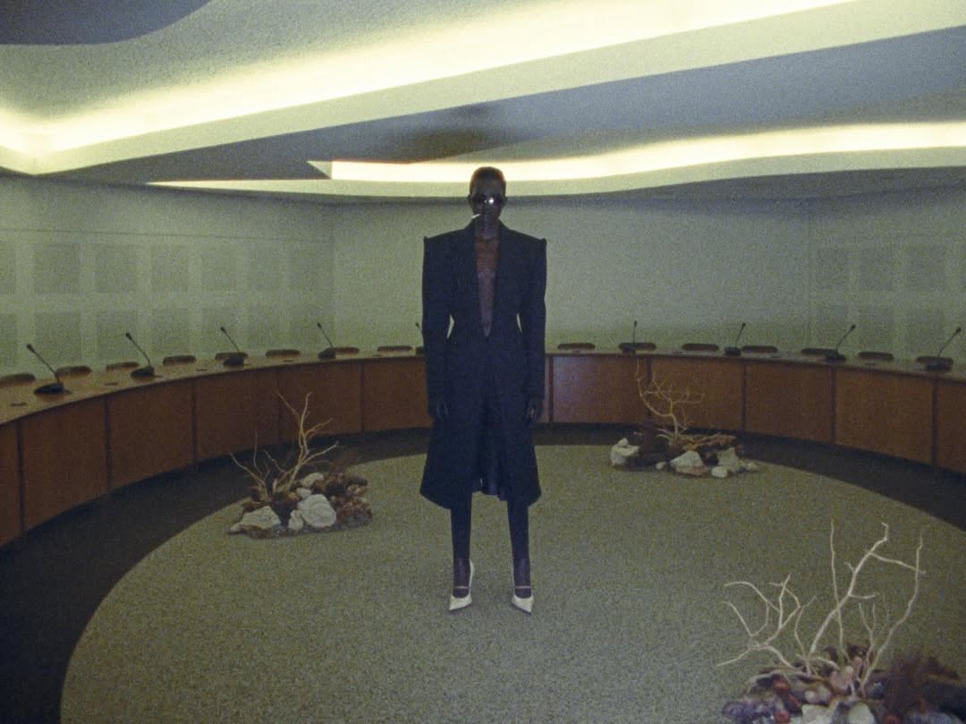 Mugler

Creative Director Miguel Castro Freitas
Film Director Casper Sejersen
Director of Photography Errol Rainey
Stylist Eva Silatsa
Talent Aluel Keror
Groomer Hicham Ababsa

Produced by Town 
Shot in Paris, France 

Special thanks to Espace Niemeyer

#Mugler #CasperSejersen #commercial #production #townproductions #photography #Paris