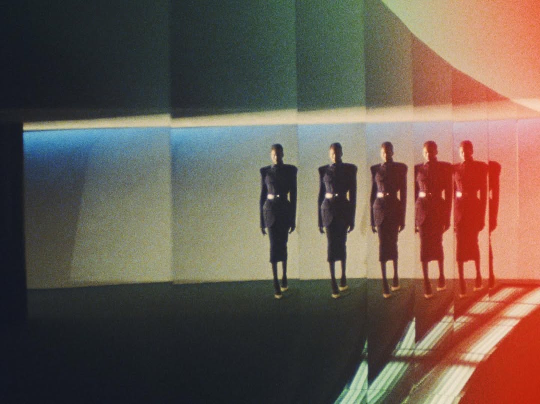 Mugler

Creative Director Miguel Castro Freitas
Film Director Casper Sejersen
Director of Photography Errol Rainey
Stylist Eva Silatsa
Talent Aluel Keror
Groomer Hicham Ababsa

Produced by Town 
Shot in Paris, France 

Special thanks to Espace Niemeyer

#Mugler #CasperSejersen #commercial #production #townproductions #photography #Paris