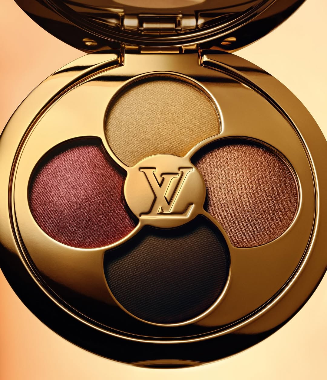 Baptiste Olivier X MIRROR MIRROR Dec. 25