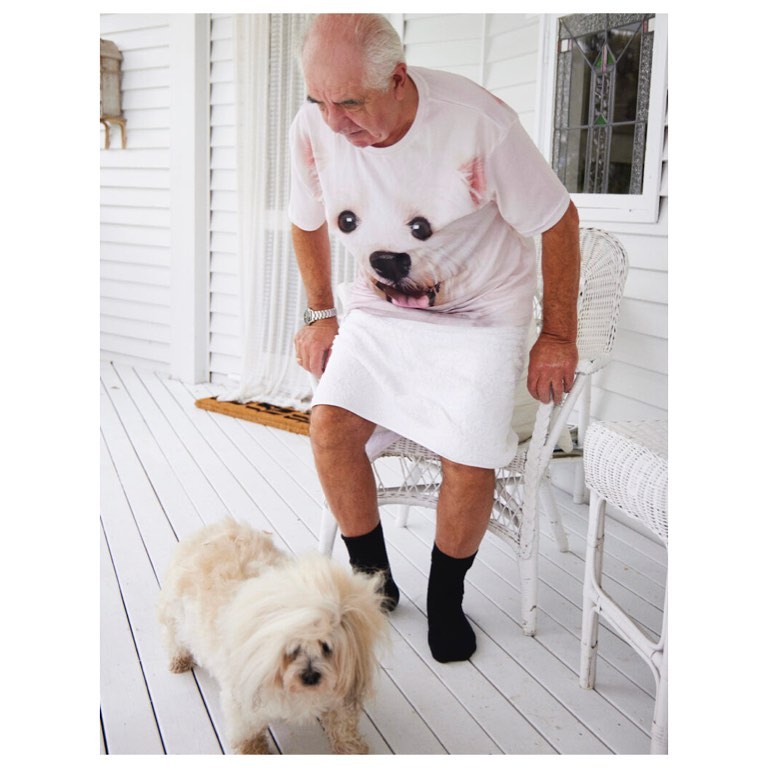 Magazine magazine |  Apr. 23