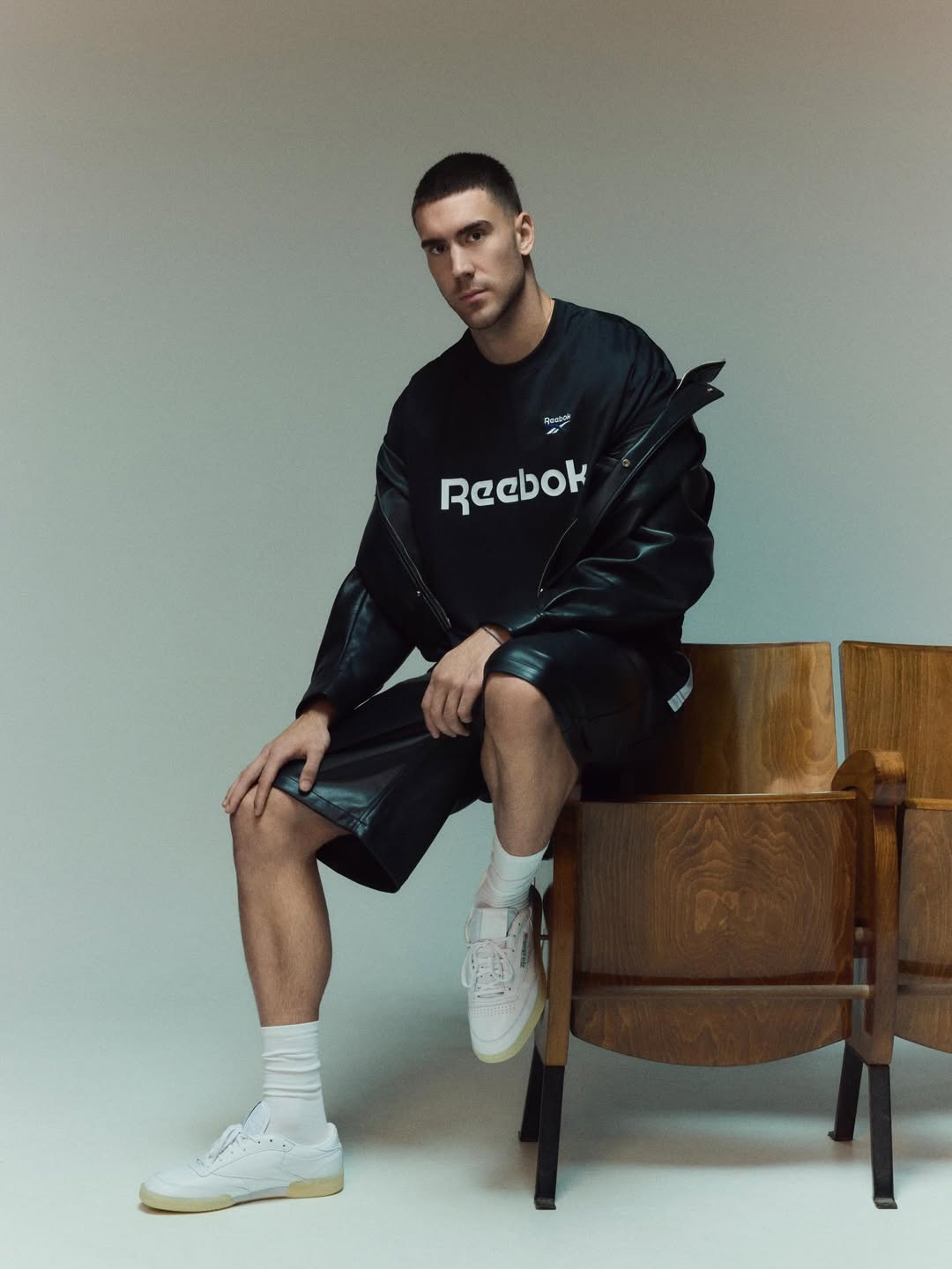 Oli Hillyer-Riley X Dušan Vlahović for Reebok Apr. 26