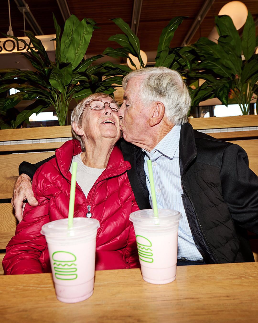 <a href="/jonathan-hanson">Jonathan Hanson</a> X Shake Shack <span style="text-transform: none; white-space: nowrap;">Nov. 25</span>