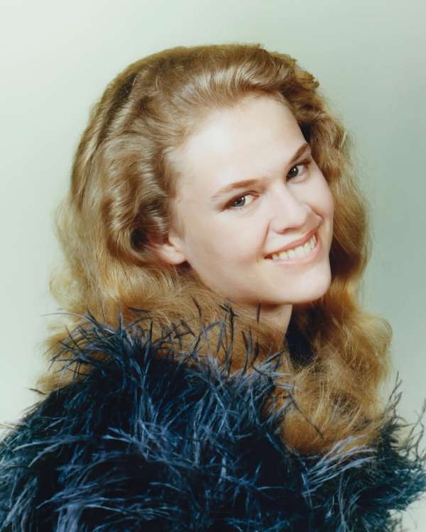 MUSE MAGAZINE by OLIVIER SIMILLE