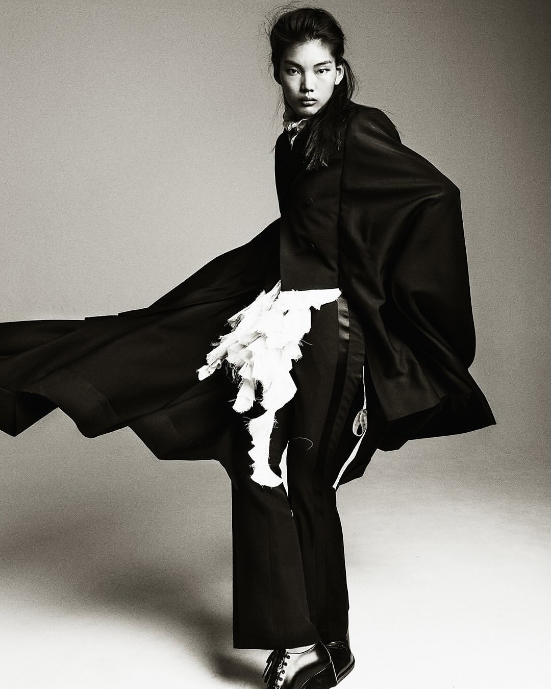 ZHONG LIN FOR LOVE MAGAZINE

Photographer @zhonglin_ 
Fashion @aikamoshita 
Hair @akemi_kishida 
Makeup @minkimmakeup 
Casting @dmcasting @piergiorgio 
Creative director @juancp 
Visual direction @studio.demi 
Prod @lovecraft_production 
@lovemagazine 

Shot at @uppereaststudio.paris