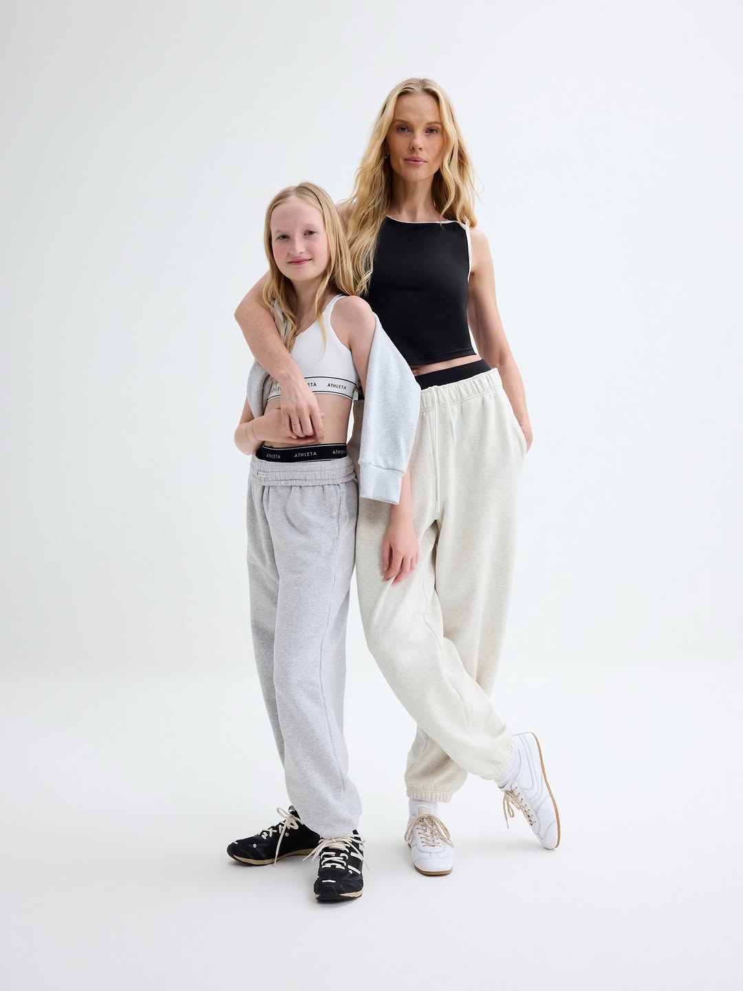 Celebrating Mother’s Day with @athleta featuring @annev and Alaska 🌺