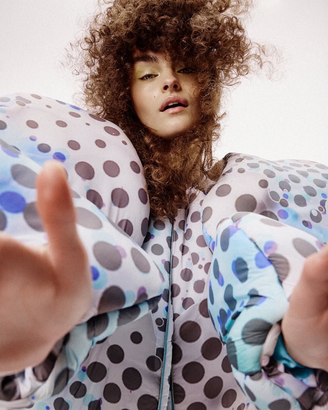 @freyawalton by @brookenipar
for @theknowculture
Photographer @brookenipar
Hair @dennisvlanni
Makeup @tracyalfajora
Stylist @masha_orlov
Casting @urbancastingnyc
Crew @chaz.s.fresco briandepinto