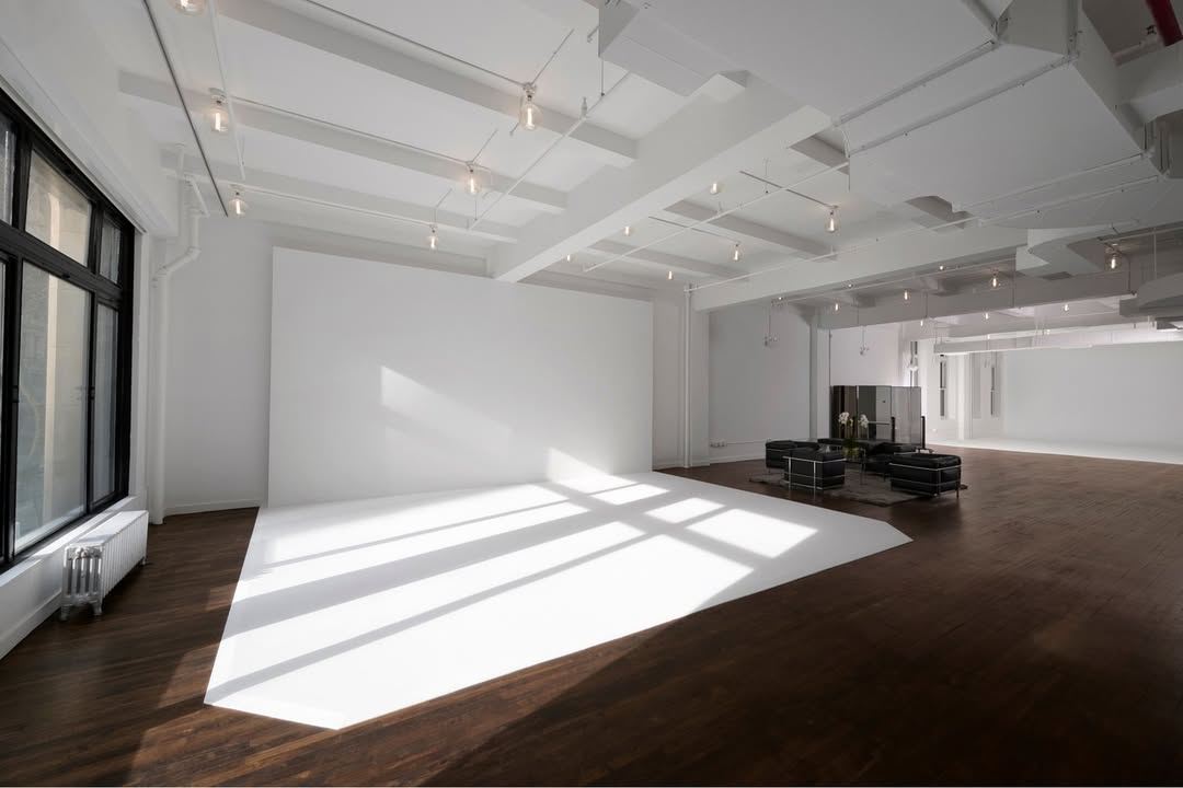 RELAUNCHED SOUTH SPACE

South Space has been renovated as an open studio with two shooting spaces, filled with natural light and complete with everything you need to bring your creative vision into reality. DM us to schedule your walkthrough