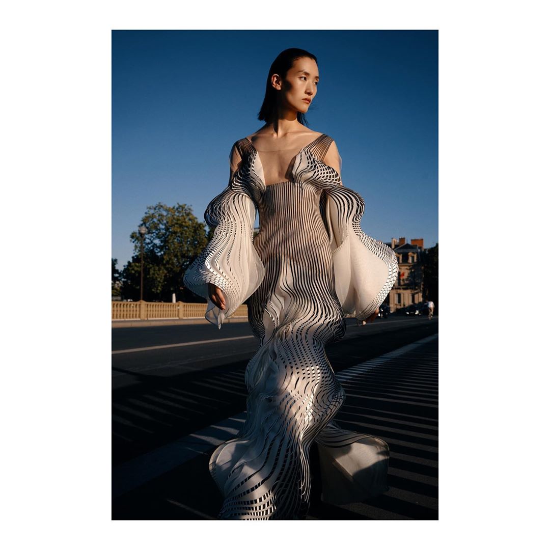 Harper's Bazaar Singapore |  Jan. 20