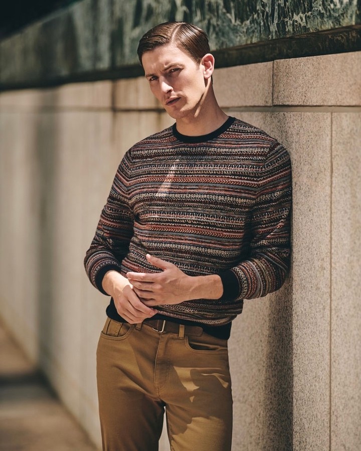 Hart Schaffner Marx |  Dec. 22