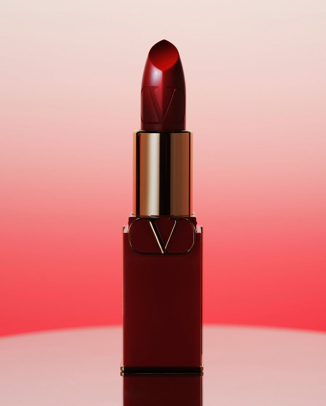 Tais Sirote X Puss Puss Magazine Nov. 25