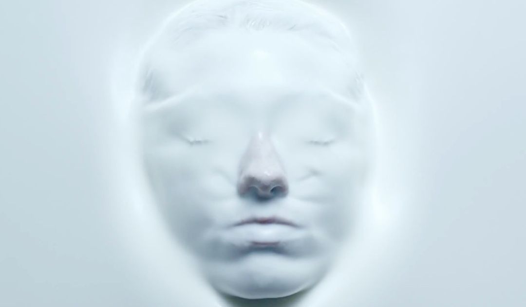 FAVOURITE COLOUR: BLACK