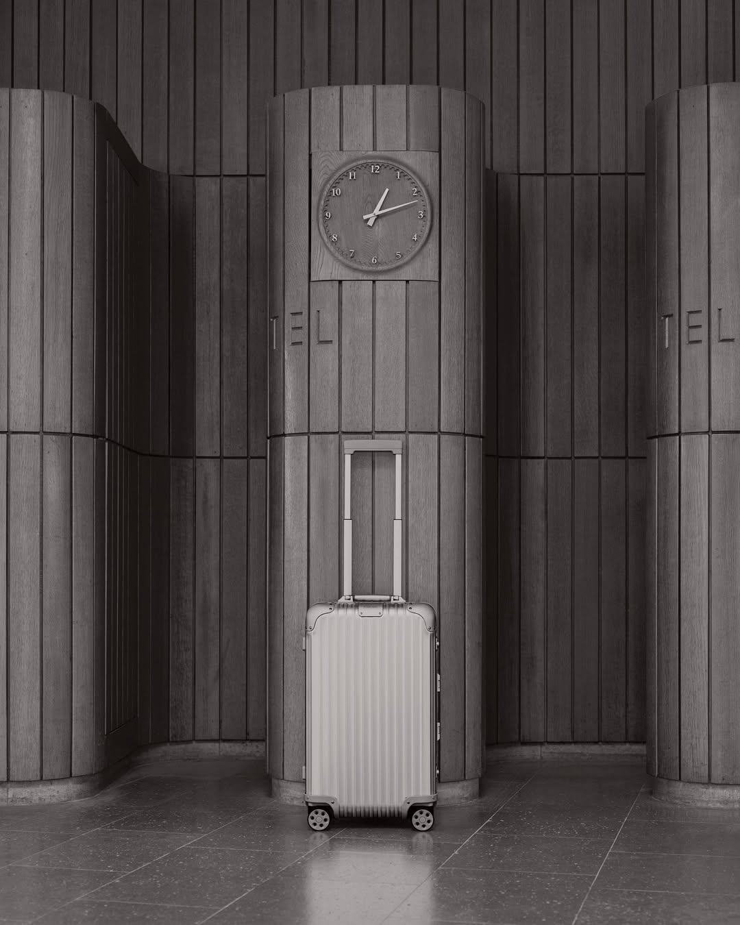 Frederik Lindstrøm X Rimowa