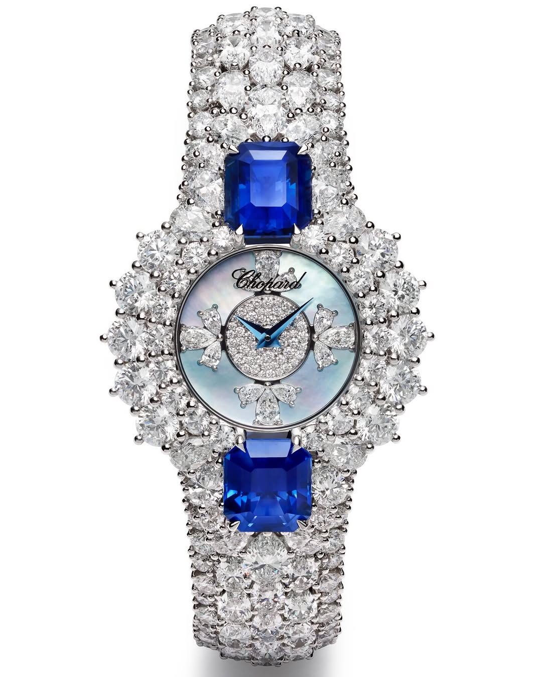 pour @Chopard Red Carpet
Photographe – @isabellebonjean @ibonjean
Rep – @eyemadetalents
Retouche / Post-production @wearechicparis