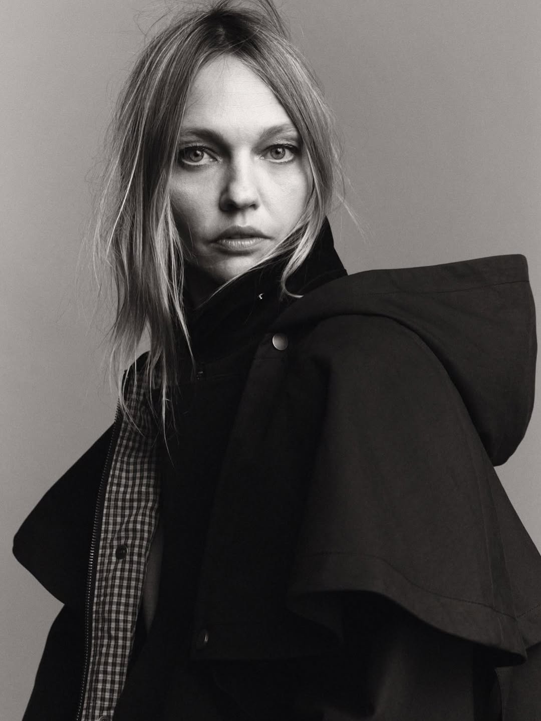 Sasha Pivovarova for @zara

Photographer @hannatveite
Art Direction & Styling @ximramonell @l__________herr 
Makeup @cyndlekomarovski
Hair @benjaminmullerhair
Manicurist @makinaill
Set Designer @_ro.______ 
Lighting Director @mitchellstafford
Production & Casting @raulboldua
Produced by COUNSEL