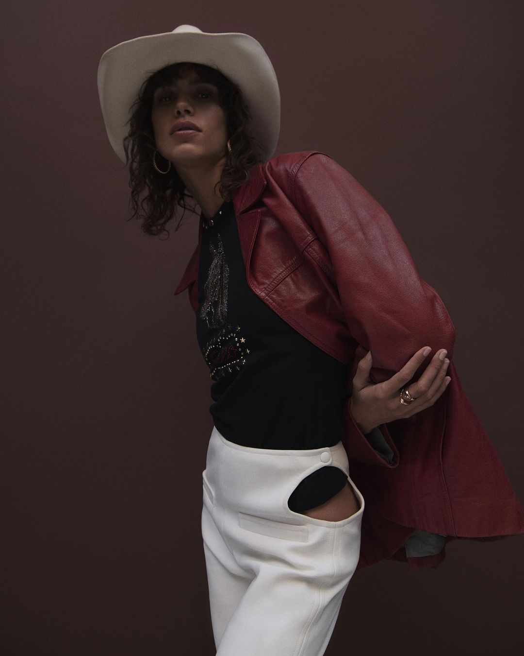 Vogue Ukraine |  Dec. 21