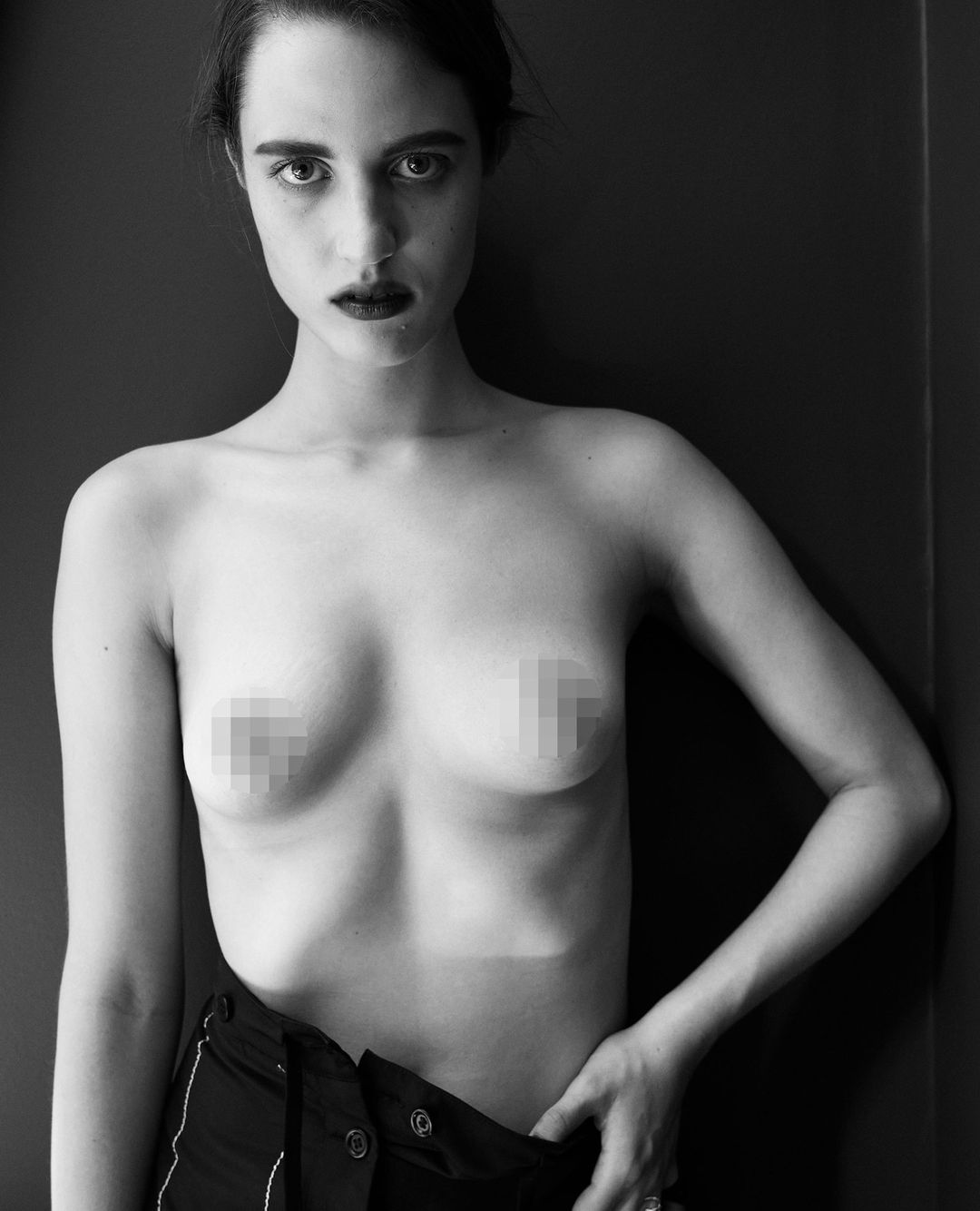 Sleek Magazine |  Sep. 22