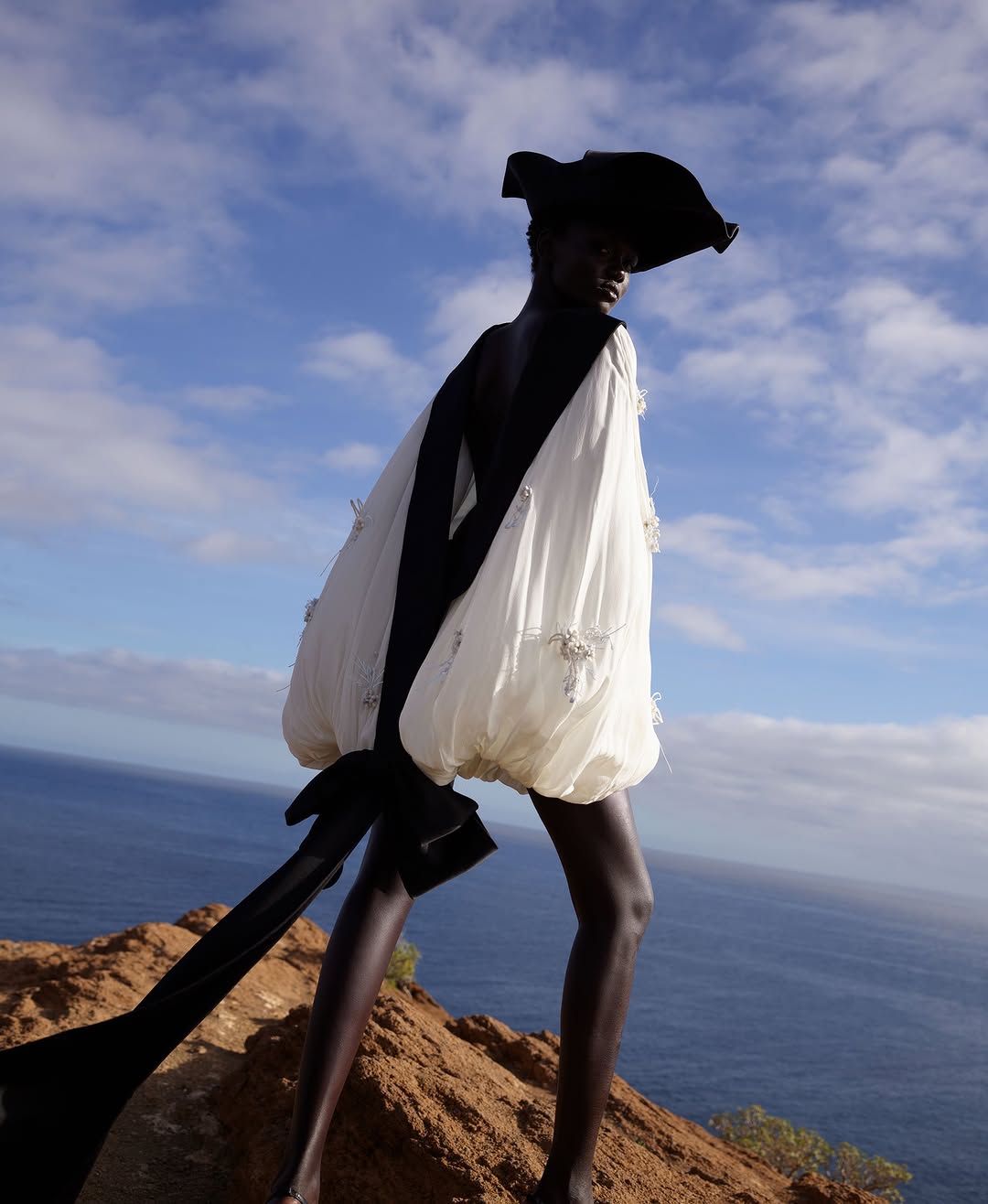 <a href="/viviane-sassen">Viviane Sassen</a> X Harper’s Bazaar US <span style="text-transform: none; white-space: nowrap;">Apr. 26</span>