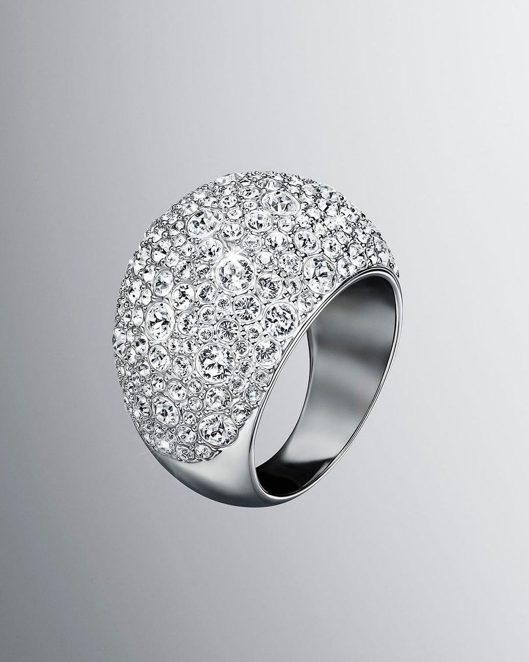 Swarovski  |  Nov. 23