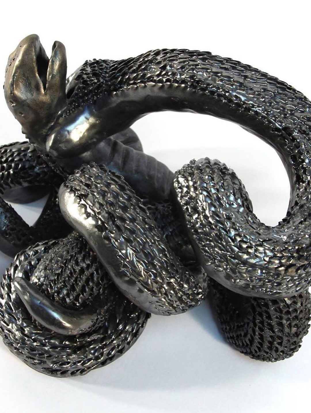 @damienmoulierac ‘s sculptural language delves into the space between material and spirit. Each creation investigates contrasts - permanence and decay, mass and void, stillness and movement - revealing how emotion can inhabit form and transcend matter.