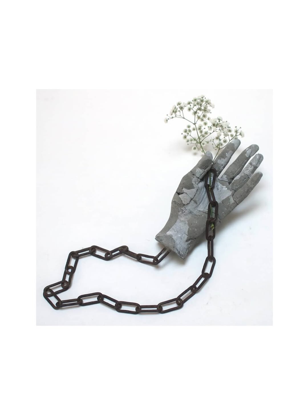 @damienmoulierac ‘s sculptural language delves into the space between material and spirit. Each creation investigates contrasts - permanence and decay, mass and void, stillness and movement - revealing how emotion can inhabit form and transcend matter.