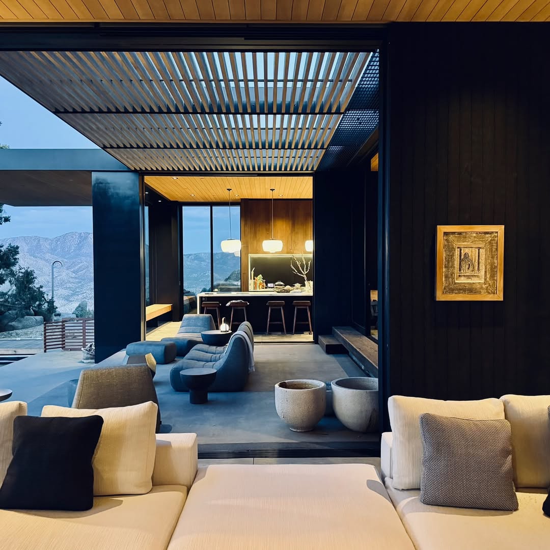 Architectural desert modern #desertlocation...