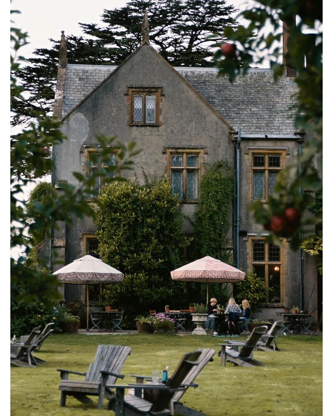 Condé Nast Traveler Spain |  Mar. 26